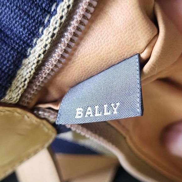 Authentic Bally Tote Handbag - Picture 3 of 9